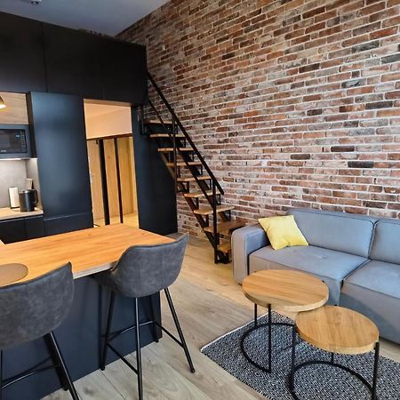 Apartament Loft Studio Airport Blisko Lotniska Zarembowicza Lotnisko วรอตซวาฟ ภายนอก รูปภาพ